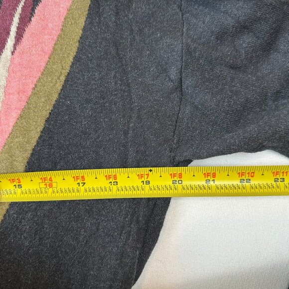 Tommy Bahama Sweater w/ Birds of Paradise Print - Picture 5 of 6